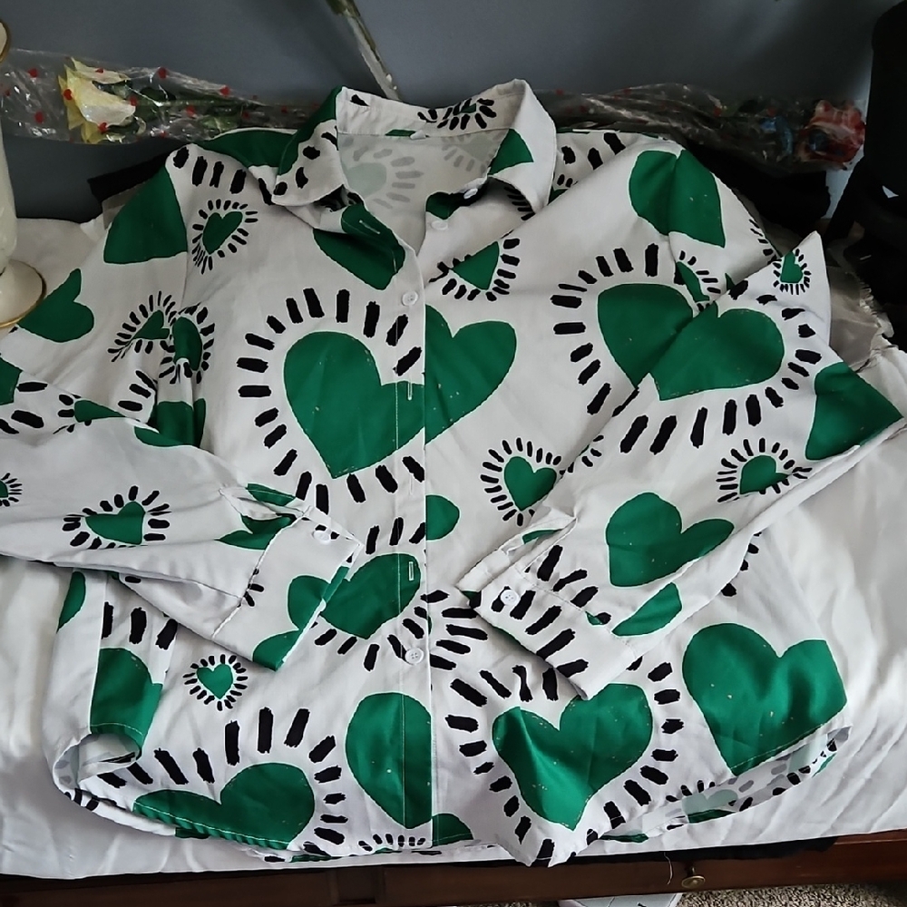 Stylish Green Shirt with Heart Patterns